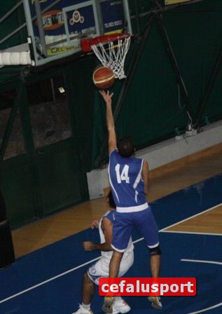 101128_sport 058y_tn.jpg
